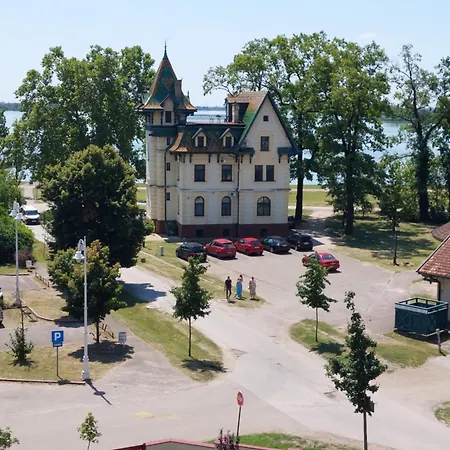 Pink Elephant 아파트